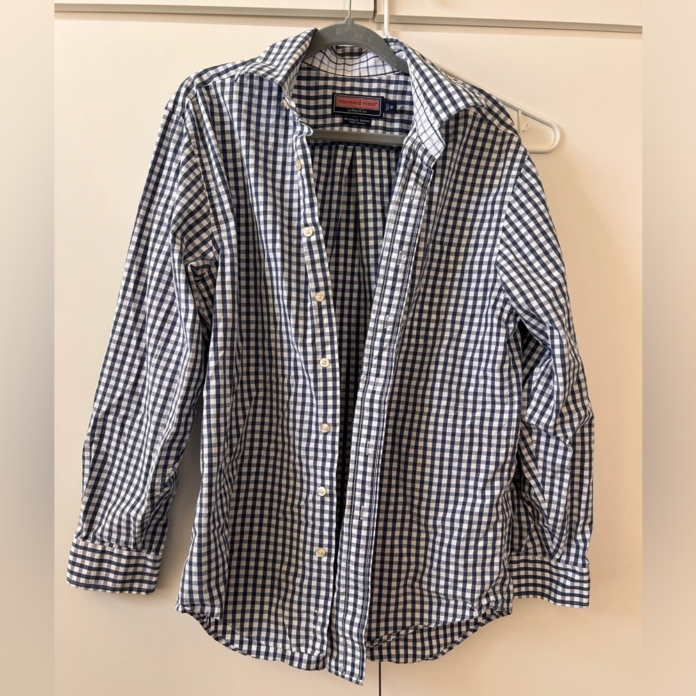 Vineyard Vines blue & white checkered button up